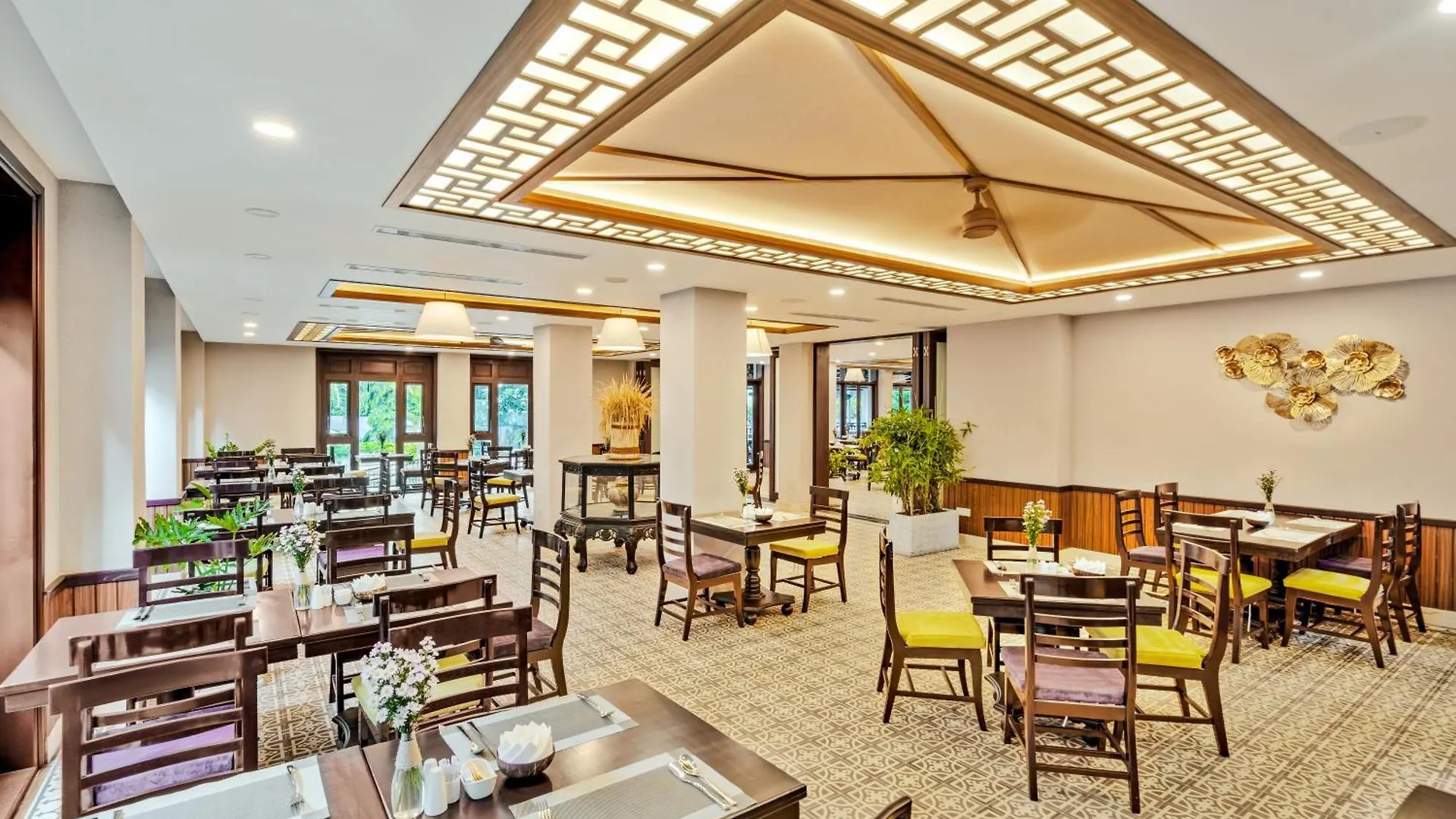 The Saga Hotel Hoi An 4*,
