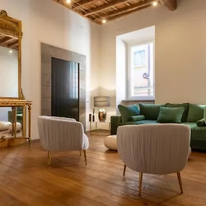  Maison d'hôtes Fontana Di Trevi Luxury Italie