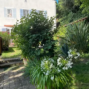  Couette-café Les Agapanthes France